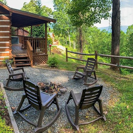 Cozy Cabin With Hot Tub And Smoky Mountain Views! Bryson City Exterior foto