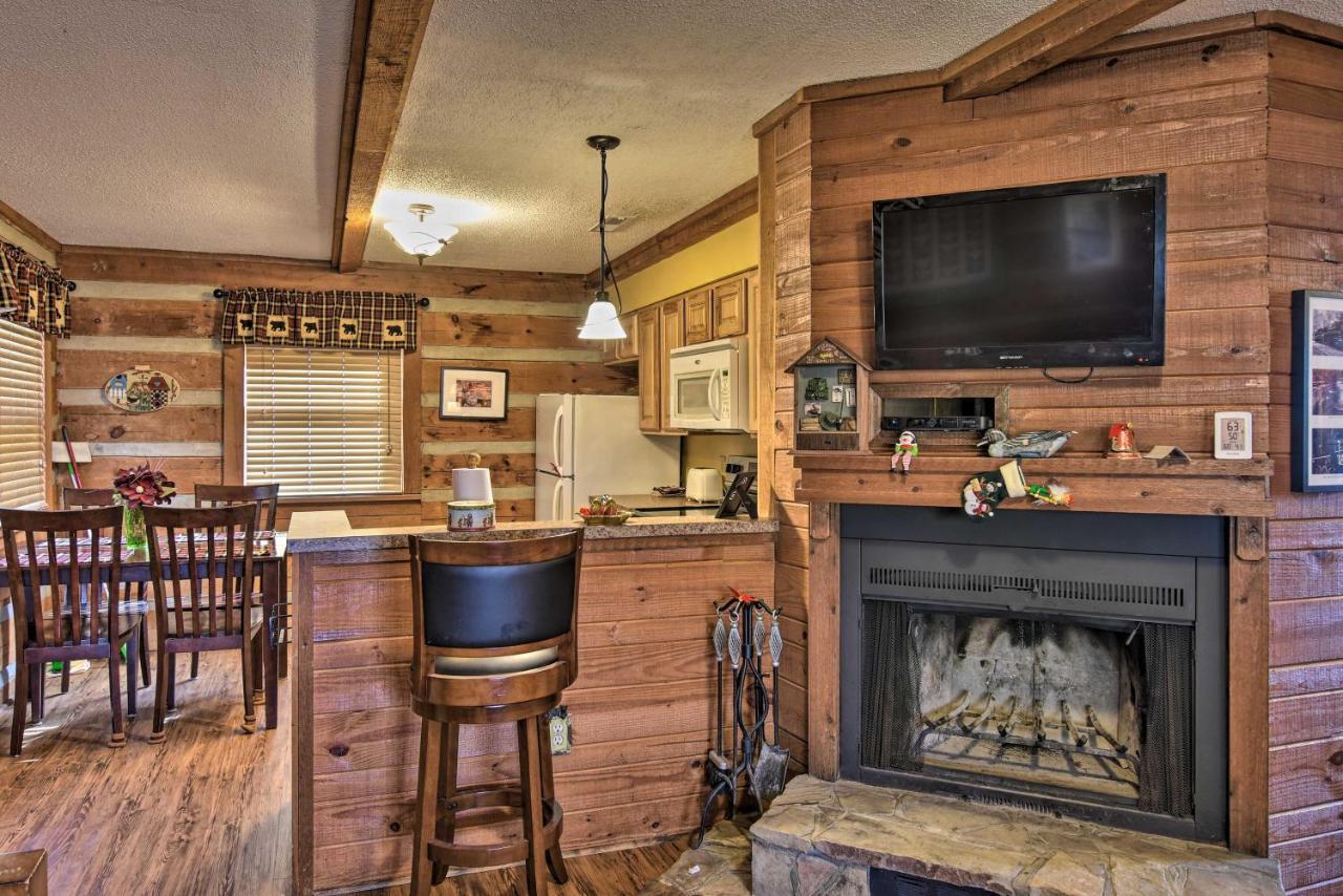 Cozy Cabin With Hot Tub And Smoky Mountain Views! Bryson City Exterior foto
