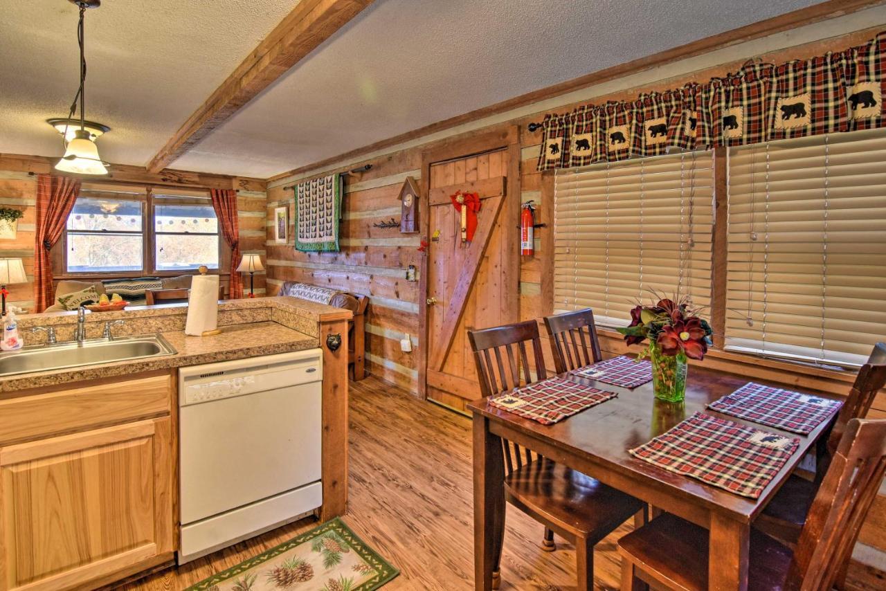 Cozy Cabin With Hot Tub And Smoky Mountain Views! Bryson City Exterior foto