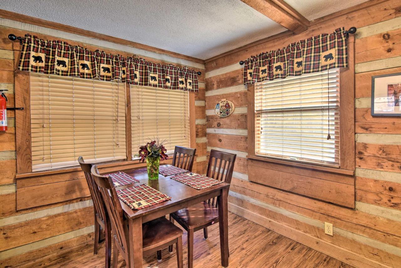 Cozy Cabin With Hot Tub And Smoky Mountain Views! Bryson City Exterior foto
